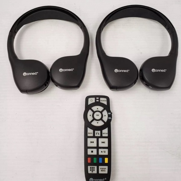 07-19 CHRYSLER Town Country VES UCONNECT 2 Headphones OEM KIT REMOTE - Picture 4 of 8